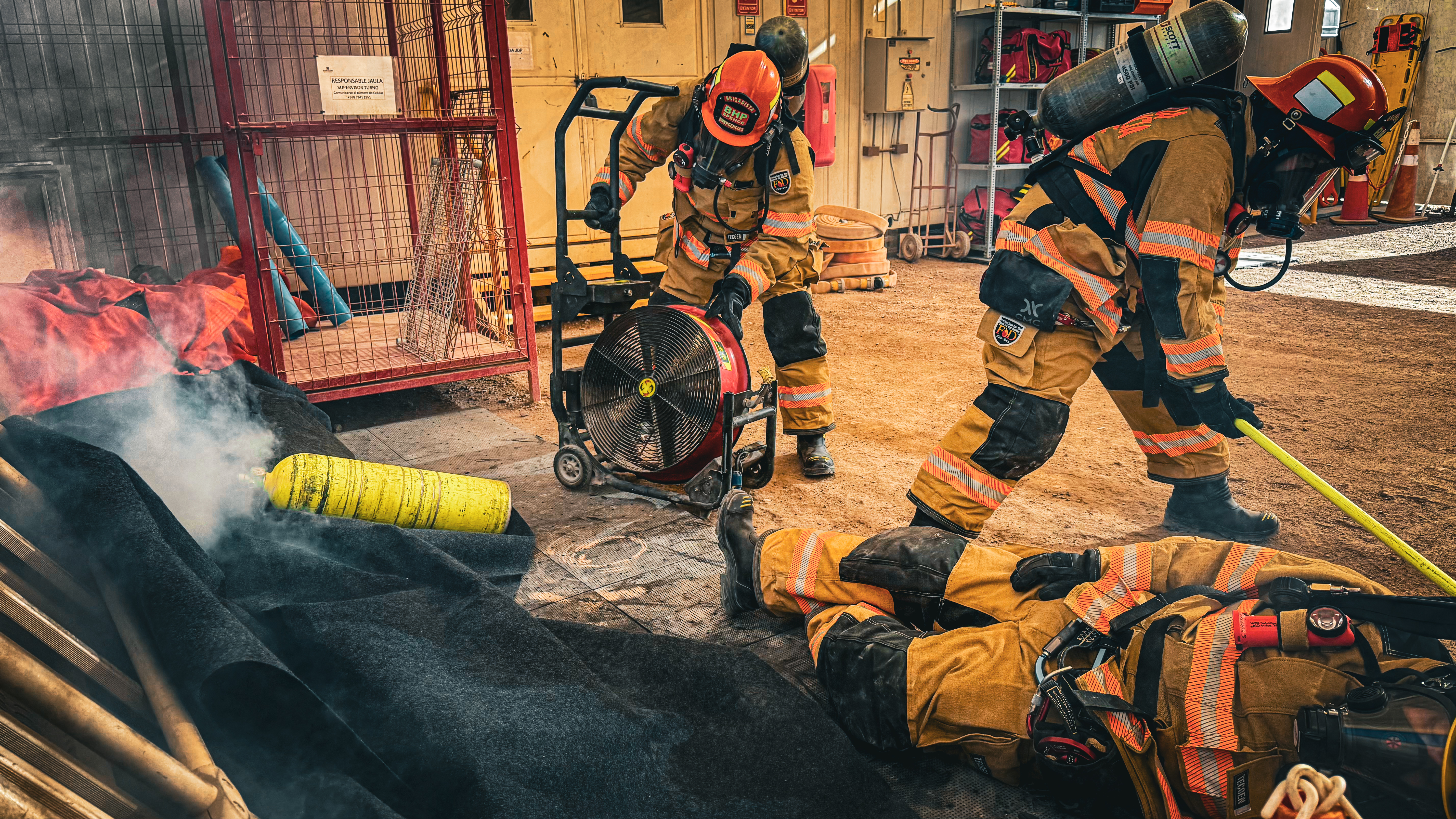 HAZMAT Nivel Operaciones asignados a responsabilidades especificas de una misión